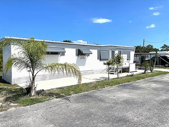 2nd image of 2023 NW Saint Lucie West Blvd #63