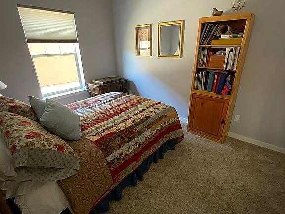 Guest bedroom