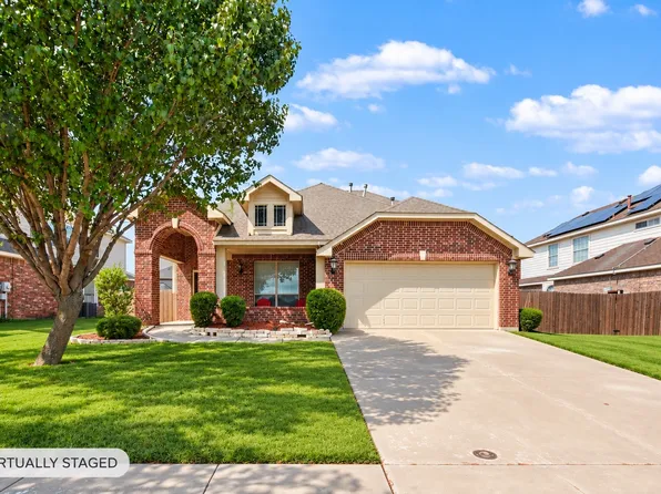 200 Lorient Dr, Mansfield, TX 76063