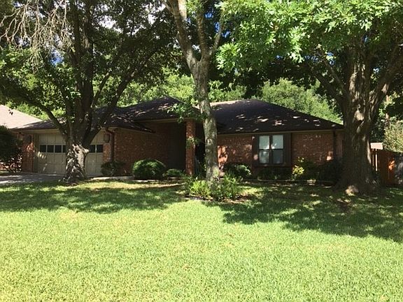 3rd image of 3309 Pecan Valley Dr