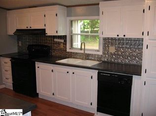 117 Fielding Ln, Fountain Inn, SC 29644