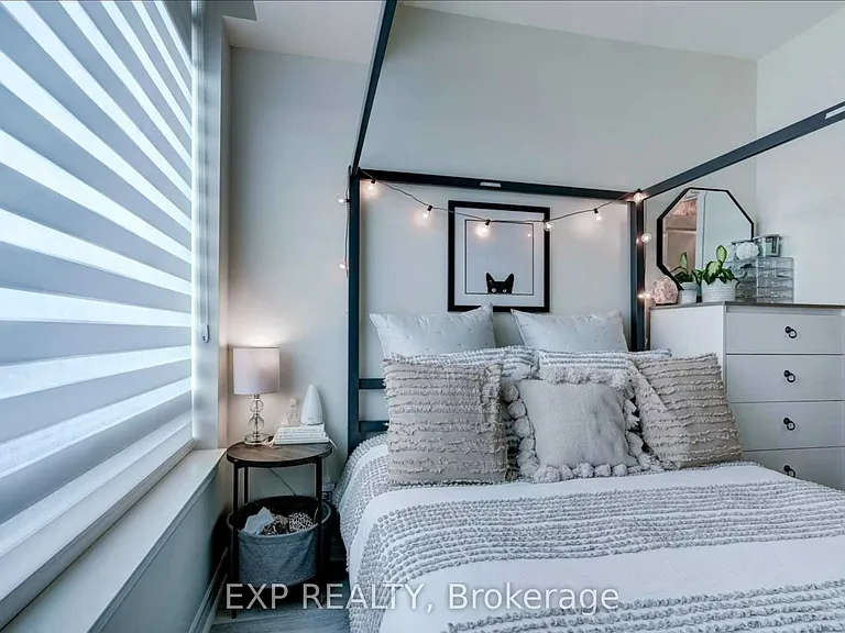 2522 Keele St #419 — Photo 23