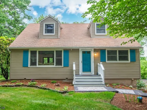 8 Old Township Rd, Mount Olive Twp., NJ 07836