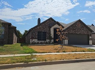 1320 Beach Dr, Azle, TX 76020