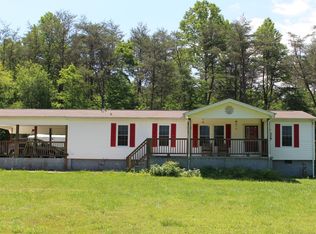 3265 Brewer Rd, Crossville, TN 38572