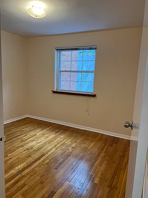 Rented by Owner | media 9