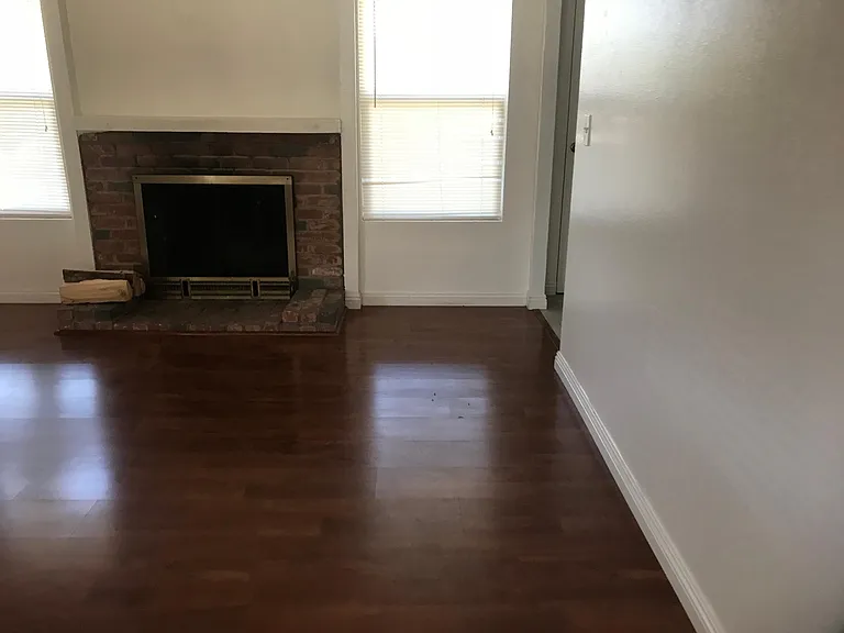 21313 Fountain Springs Rd — Photo 5