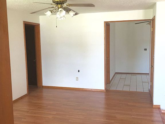 2nd image of 4337 S Wofford Ave