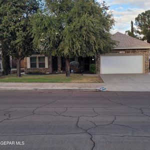 11667 Rufus Brijalba Dr, El Paso, TX, 79936