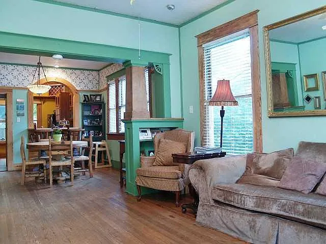 4 bed, 3250 sqft, $5,000 — Photo 4