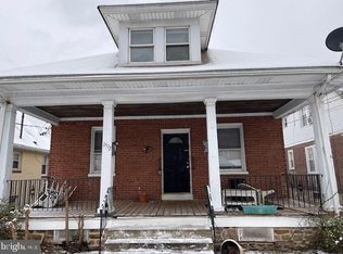 1512 Arch St, Norristown, PA 19401