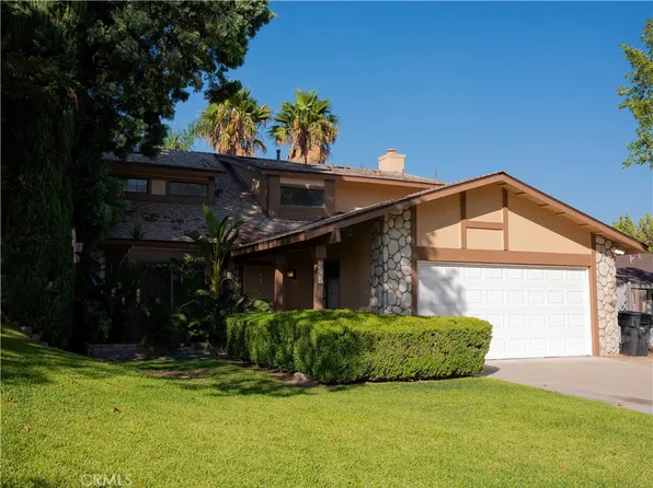 2404 Hyatt Rd, San Bernardino, CA 92407
