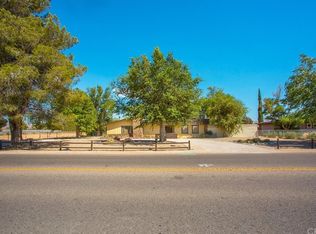 13868 Kiowa Rd, Apple Valley, CA 92307