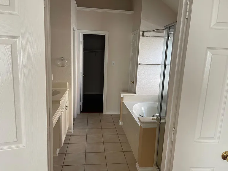 5628 Tribune Way — Photo 9