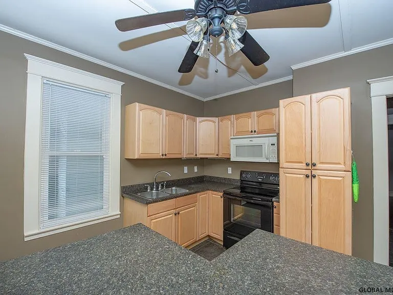 1144 Glenwood Blvd #1 — Photo 4