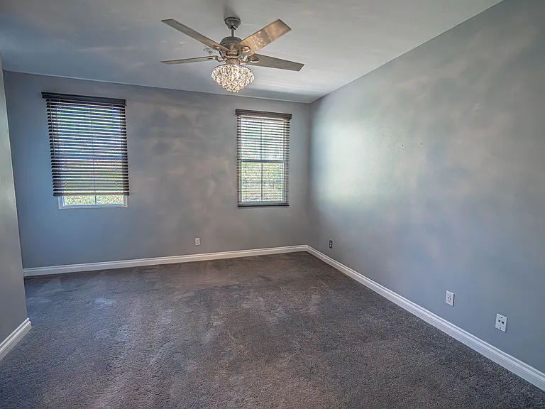 23491 Abbey Glen Pl — Photo 17