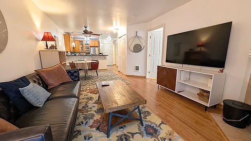 9750 Greenwood Ave N #204 Photo 1