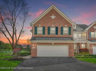 126 Deepwater Cir, Manalapan, NJ 07726