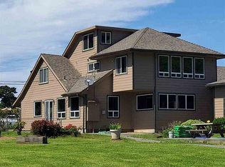 12650 Mouth Of Smith River Rd, Smith River, CA 95567