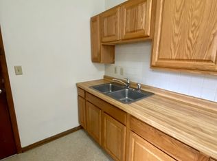 1127 9th St S, La Crosse, WI 54601