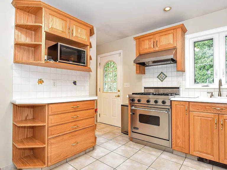 Kitchen To Side Door And Basement
