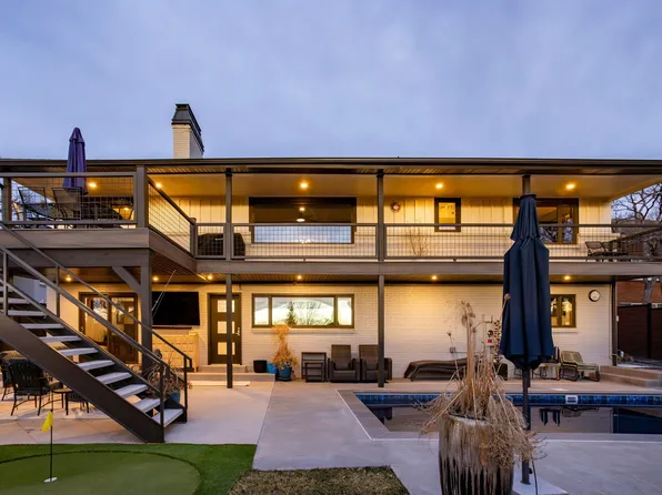 1118 S Oak Hills Way, Salt Lake City, UT 84108