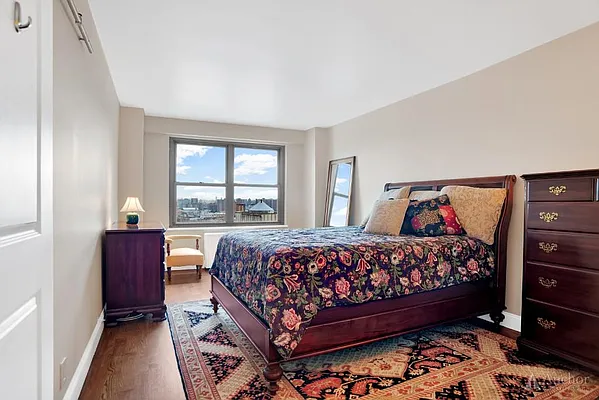 Sold by Anchor Associates | media 7