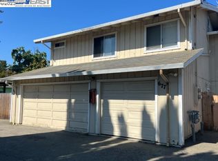 675 Hampton Rd, Hayward, CA 94541