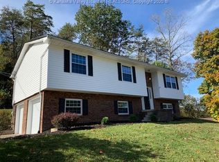 145 Ruthlawn Dr, South Charleston, WV 25309