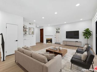 1754 11th St Unit 101, Santa Monica, CA 90404