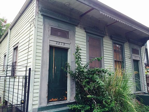 3rd image of 2217-19 Bienville St