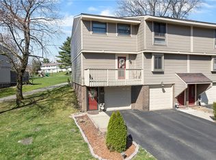 512 Hunters Path Rd, Bridgeville, PA 15017