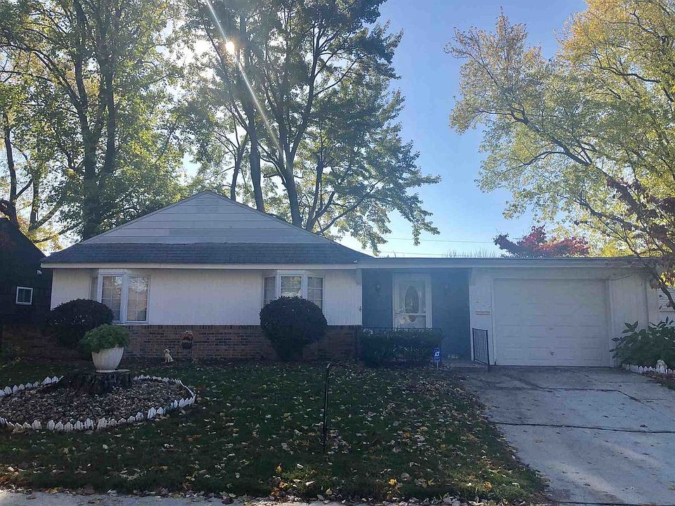 1st image of 1224 Dennis Dr