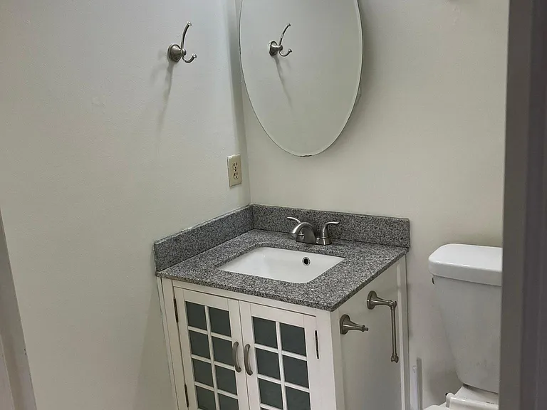 612 Hidden Point Dr — Photo 3