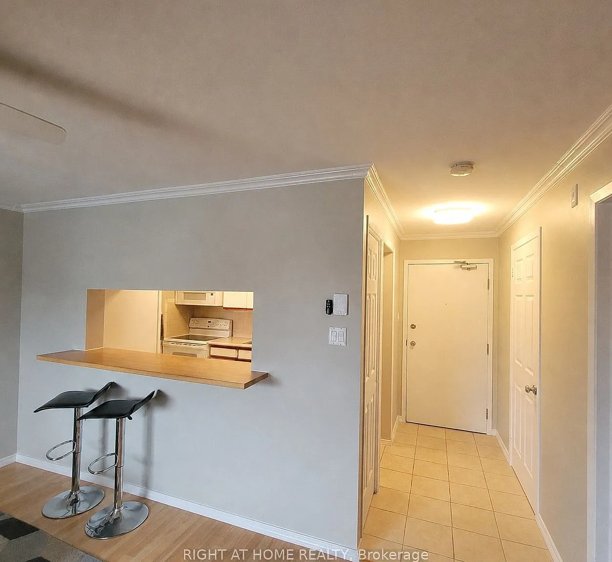 1 bed, $1,900 — Photo 2