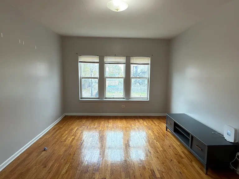 3807 W Thomas St #1 — Photo 3