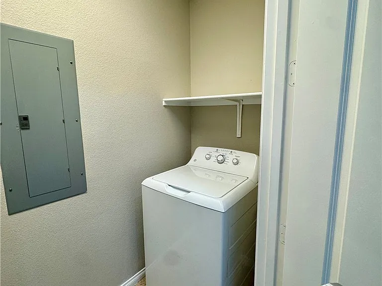 20 E Serene Ave #104 — Photo 33