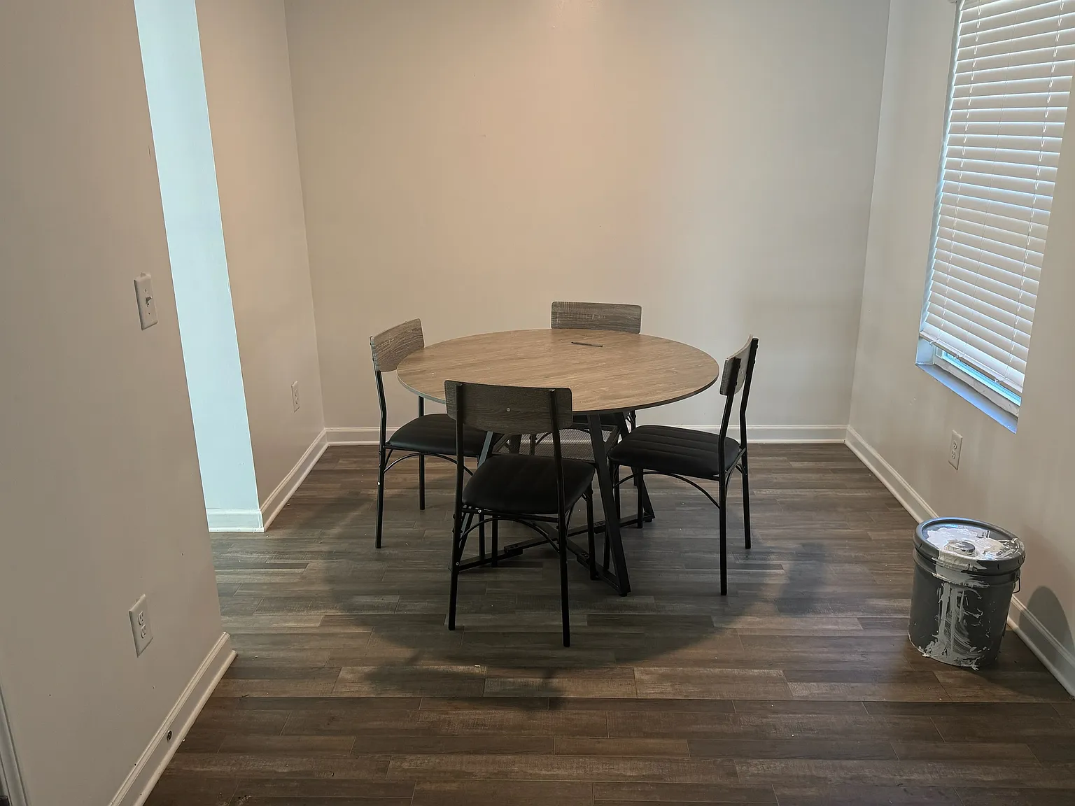 1802 Carrington Dr — Photo 3