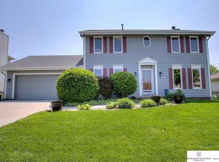 17609 T St, Omaha, NE 68135