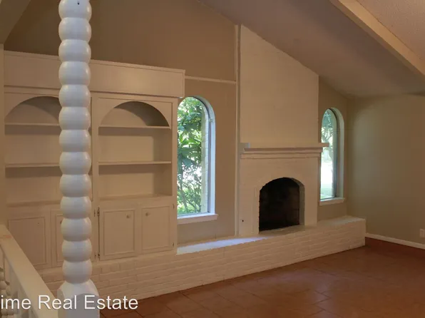 5325 Crestwick Dr, Corpus Christi, TX 78413