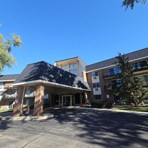 1198 Royal Glen Dr APT 312B, Glen Ellyn, IL, 60137