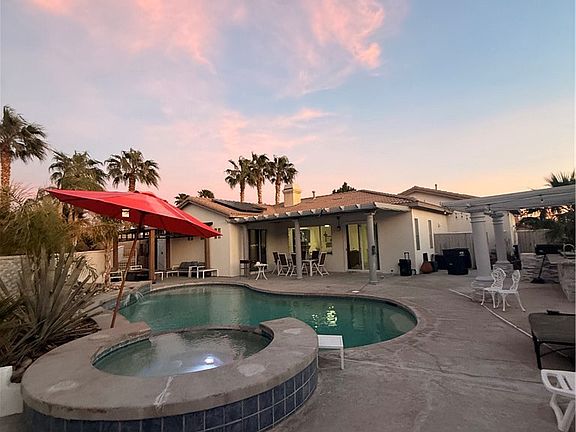 5th image of 68792 Ridge Crest Way