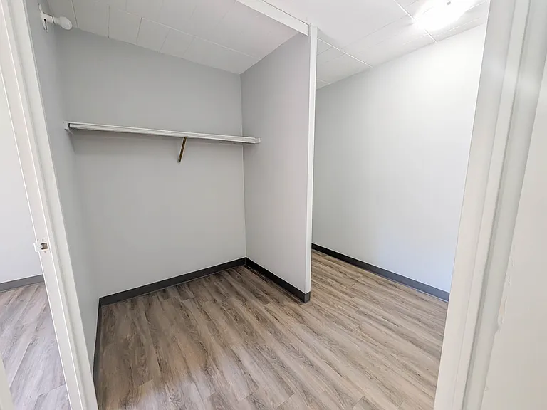 2B Arlington Ave #107 — Photo 14