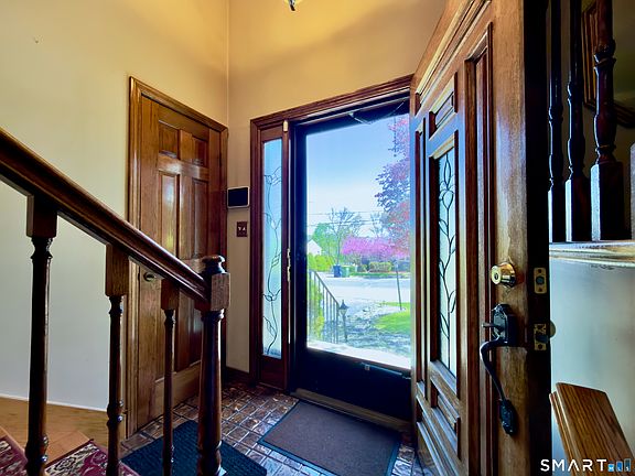 2nd image of 25 Greenfield Avenue