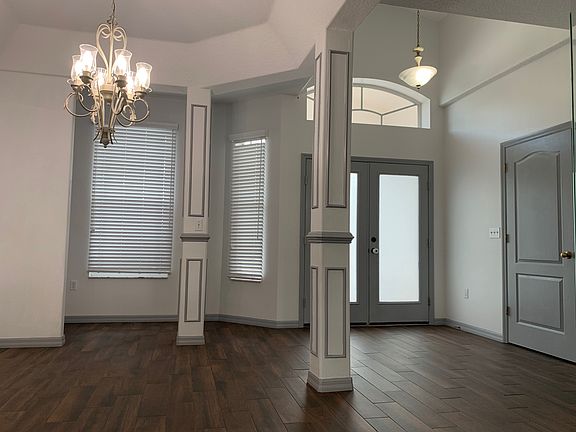 Foyer-Dining-Rm_08182024