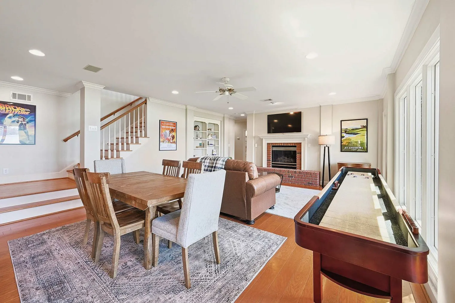 5 bed, 5.0 bath, 4800 sqft, $14,777 — Photo 4