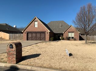 25580 Blackberry Blvd, Claremore, OK 74019
