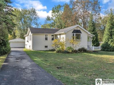 864 Ruie Rd, North Tonawanda, NY, 14120