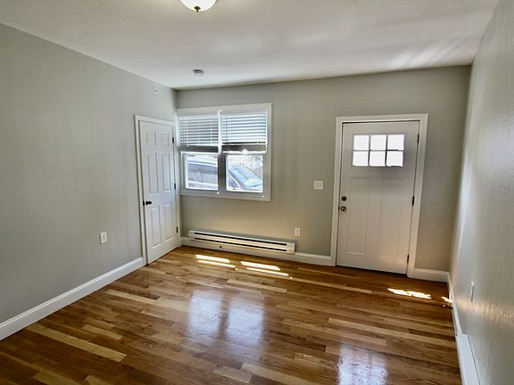 4th image of 1 Madison St Floor 1