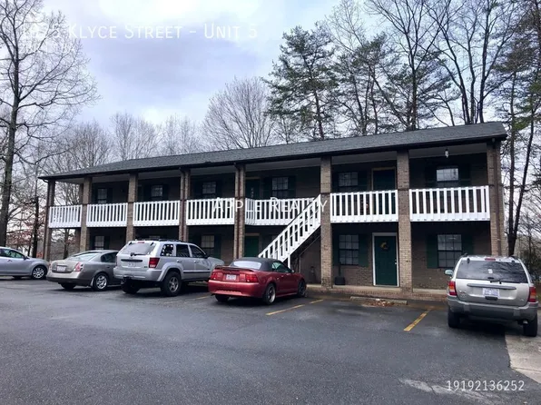 1025 Klyce St #5, Eden, NC 27288